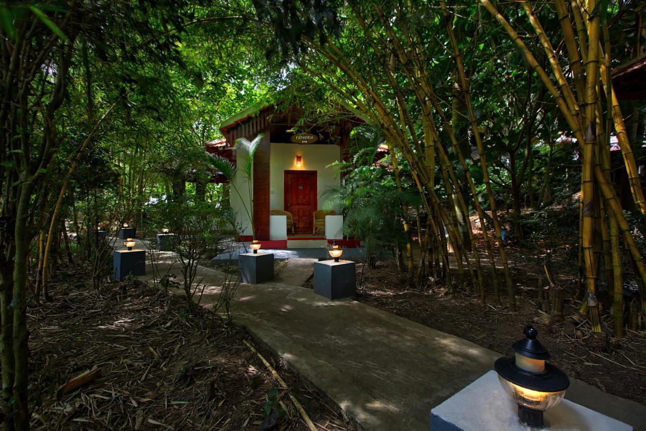 Gokulam Grand Resort & Spa, Coorg Kushalnagar Luaran gambar